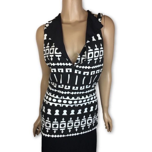 ATTO Tops - ATTO Size EUR 36 US 8 Sleeveless Black w White Design Top Blouse Low V-Neck $835